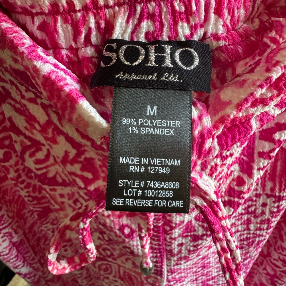 Soho Pink and White Textured Pants size M - Picture 2 of 2